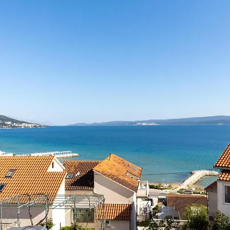 Stunning In With Wifi Apartamento Duće
