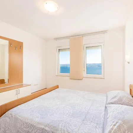 Stunning In With Wifi * Duće